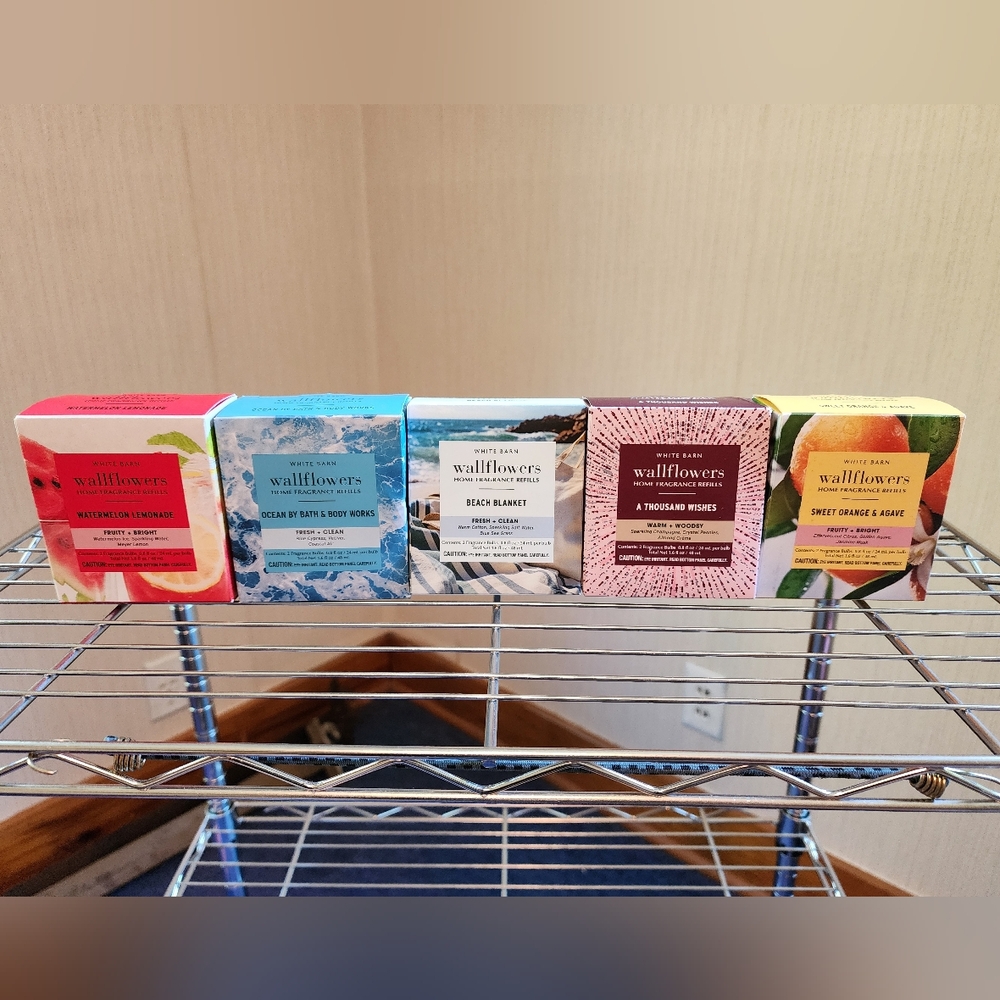 Bundle of 5 brand new White Barn Wallflowers refills